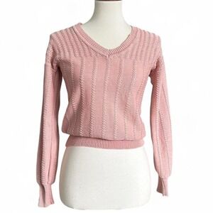 Light pink vintage v neck sweater